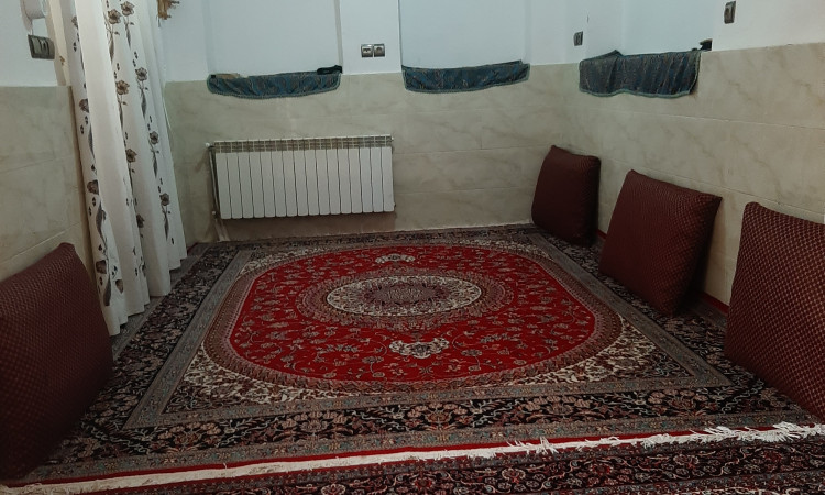 اجاره اتاق شماره 7 اقامتگاه حافظ(کف خواب شش دو نفر))