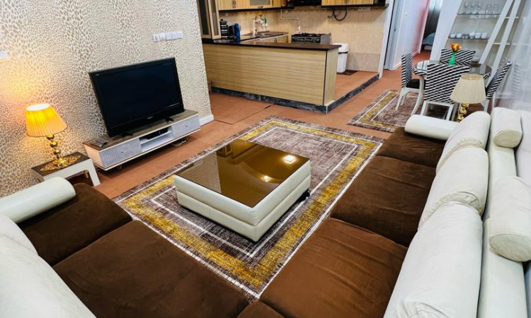 رزرو آپارتمان ام البنین واحد 4