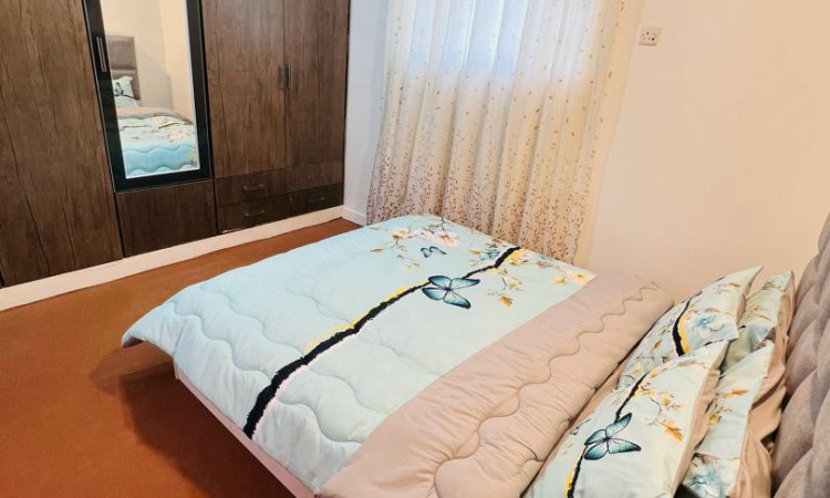 رزرو آپارتمان ام البنین واحد 4