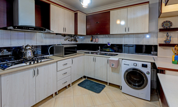 اجاره آپارتمان دو خواب پارکینگ دار خیابان امام رضا (2/1)