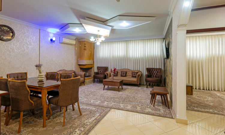 اجاره آپارتمان دو خواب پارکینگ دار خیابان امام رضا (2/1)