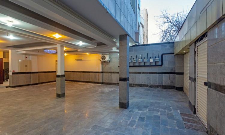 اجاره آپارتمان دو خواب پارکینگ دار خیابان امام رضا (2/1)