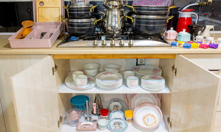 اجاره آپارتمان دو خواب پارکینگ دار خیابان امام رضا (2/1)