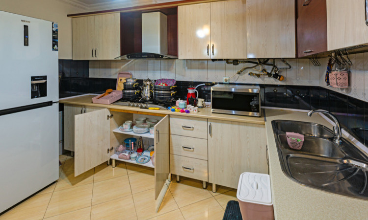 اجاره آپارتمان دو خواب پارکینگ دار خیابان امام رضا (2/1)