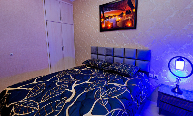 اجاره آپارتمان دو خواب پارکینگ دار خیابان امام رضا (2/1)