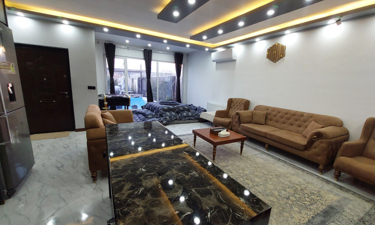 اجاره ویلا استخر آبسرد حس خوب