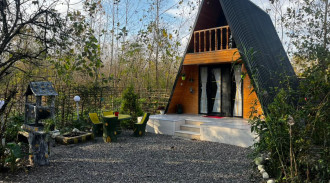 اجاره کلبه چوبی تراس دار یکتا