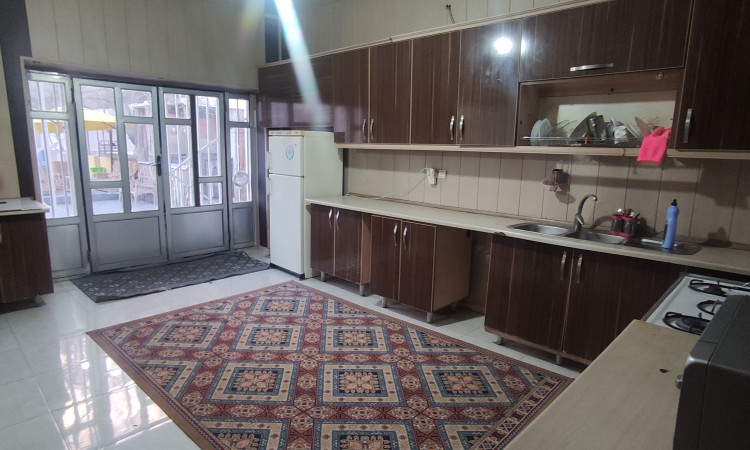اجاره ویلا باغ سبز واقع در مرکز شهر کرمانشاه