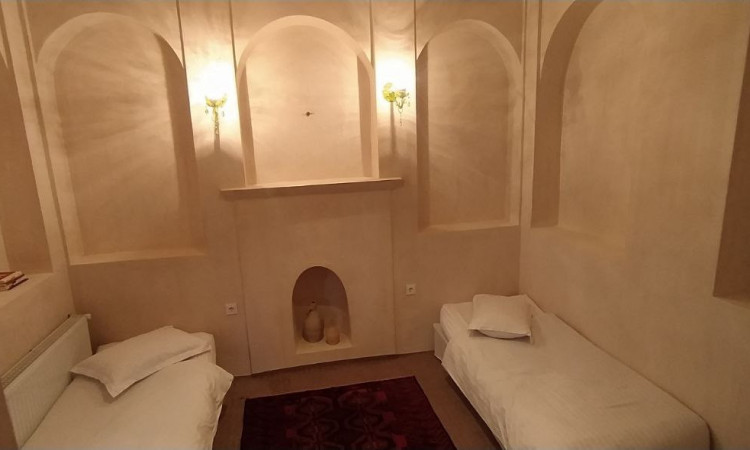 رزرو بونگردی کاج بوم(اتاق بیروت)