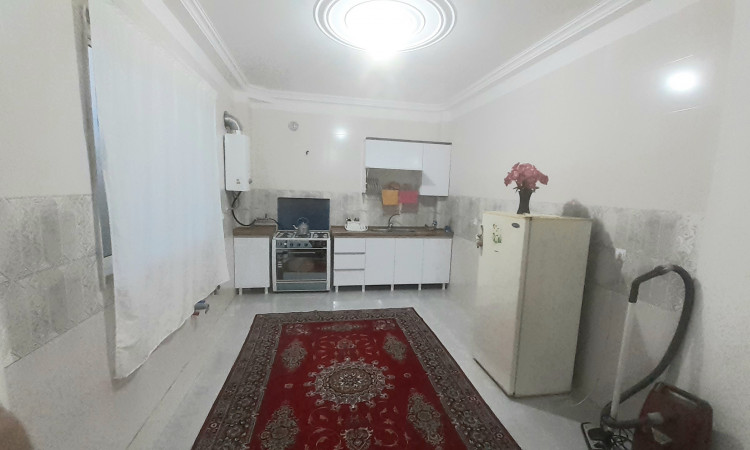 اجاره ویلا نزدیک دریا با حیاط سرسبز
