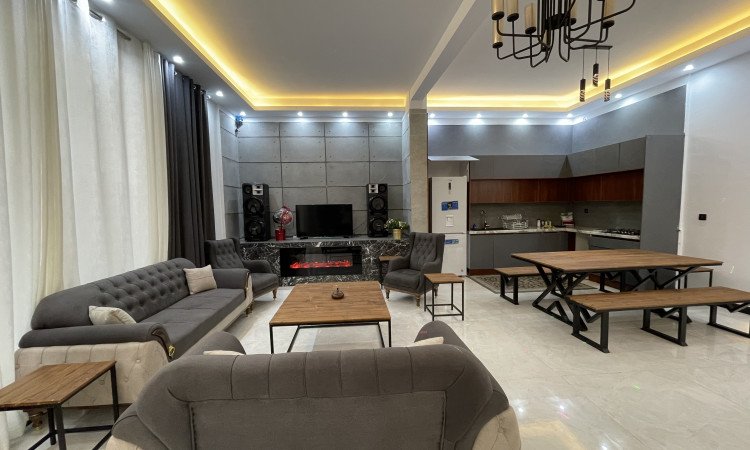 اجاره ویلا مدرن چهار خواب آلوارس کردان