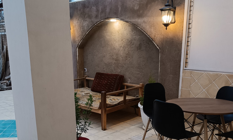 اجاره سوئیت سنتی آرامش (واحد احترام خانوم)