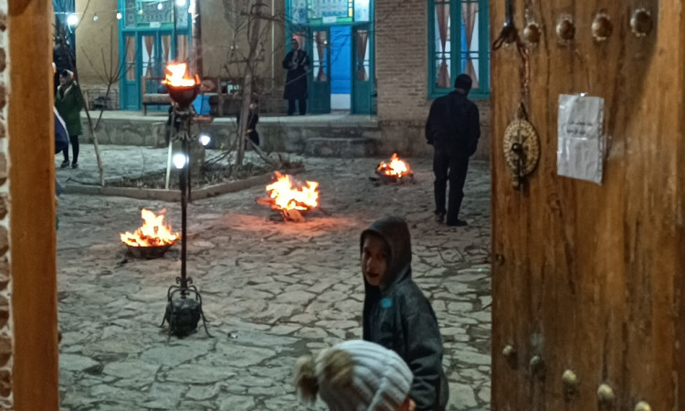 رزرو بومگردی خانه دوستی - جواهر