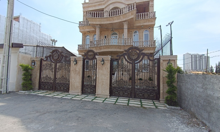 ویلا استخر دار چهارخوابه ساحلی با ویوی دریا توریسم (1)