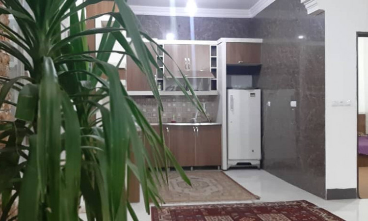 اجاره ویلا استخردار در باغ بهادران صادق اباد