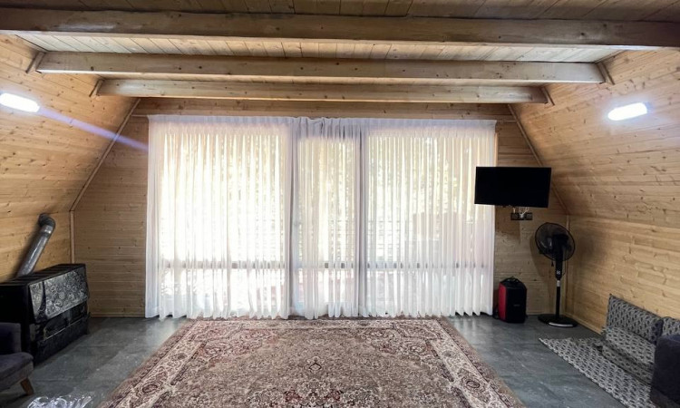 رزرو کلبه چوبی تراس دار پناه