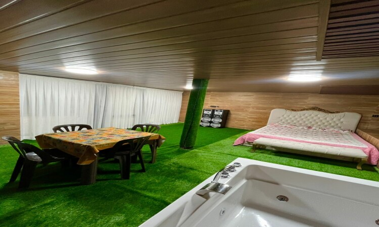 اجاره کلبه چوبی دوخوابه جکوزی دار پناه