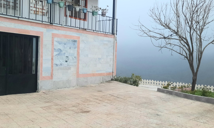 رزرو ویلا اشکورات رودسر روستای پلام
