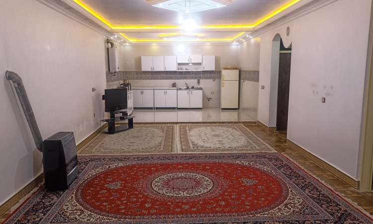 اجاره ویلا تک خواب بهار خرم آباد(طبقه ی بالا)