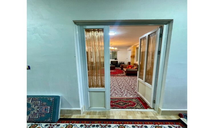 ویلایی دربست و حیاط دار با ایوان و ویو زیبا