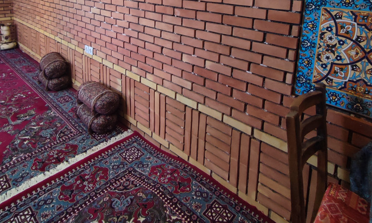 رزرو بومگردی عمارت پولادوند(اتاق لاله واژگون)