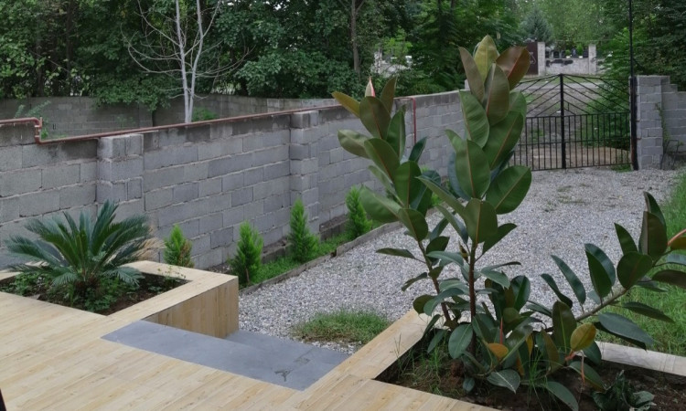 ویلای چوبی سوئیسی گرین لانژ