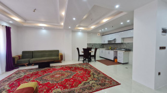 غابة مليئة بالمرافق