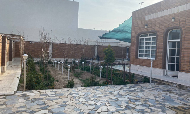 اجاره باغ ویلا حیاط داراصفهان