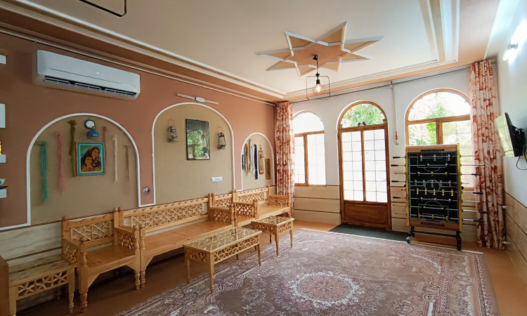 اجاره ویلا یکخوابه (دربست) با فوتبال دستی در فین کاشان