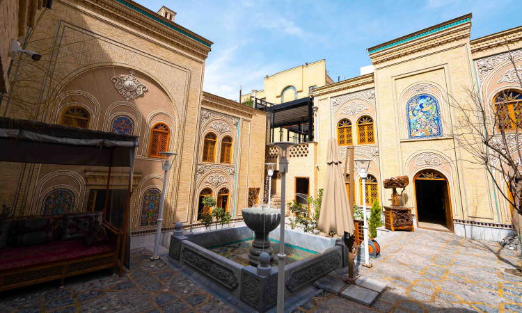 رزرو هتل سنتی آبمیرزا (آپارتمان دو خوابه) با صبحانه