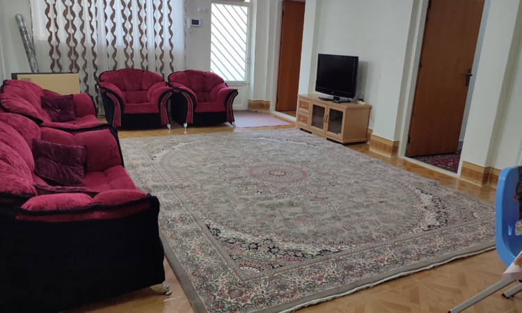 خانه ویلا یی یک خوابه دربست با پارکینگ اختصاصی