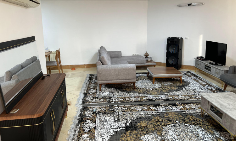 اجاره آپارتمان دو خوابه مهشید 125 متری