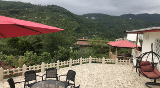 اجاره ويلا باغ استخردار سه خواب سرو رويايي