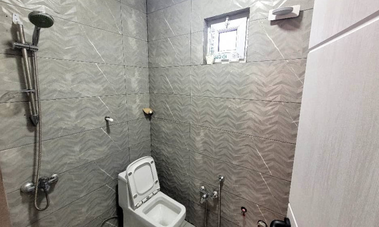 رزرو ویلای 3خوابه استخردارجنگلی مینا همکف دربست رویان