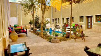 رزرو هتل سنتی کوروش - سه تخته