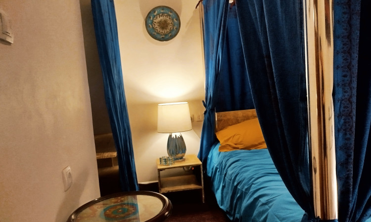 رزرو بوم گردی ه‍َلتَمْتی