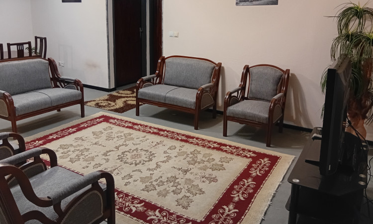 اجاره آپارتمان دو خوابه صدرا