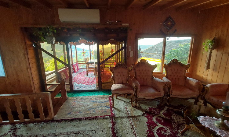اجاره کلبه دوخوابه جنگلی جکوزی دار الماس شمال