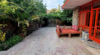 اجاره ویلا دو خواب جنگلی باغ بهادران صادق اباد