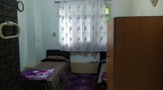 حجز بيت ضيافة آرين (غرفة مزدوجة مع سرير مفرد)