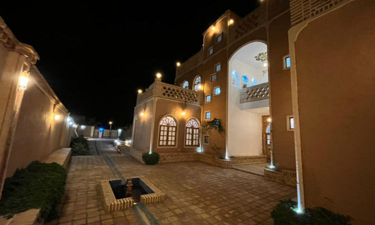اقامتگاه بومگردی شمس العماره باغستان - صاحب جان 107
