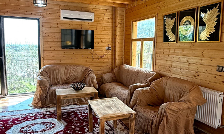 اجاره کلبه جنگلی چوبی سه خوابه