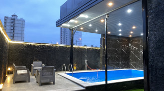 شاطئ دارباست، فيلا بمسبح مياه ساخنة نظيفة