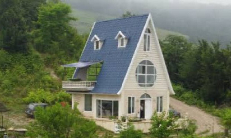 کلبه آبی (Blue Cabana)