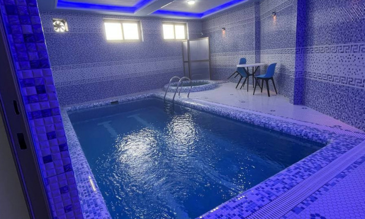 اجاره ویلای استخر ابگرم جکوزی دار گلایل