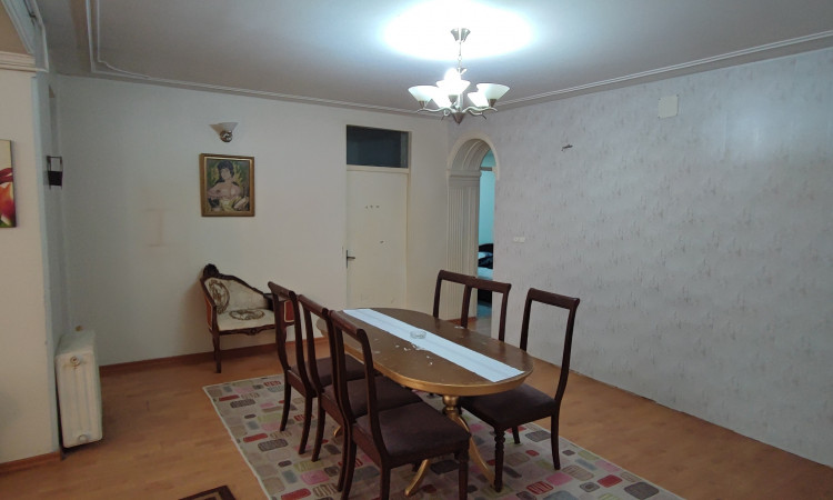 اجاره آپارتمان بادیران واحد همکف
