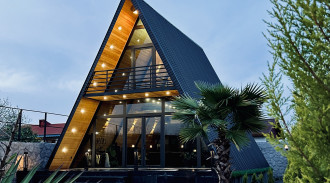 اجاره کلبه سوئيسي شاد