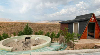 مزرعة ساتارا فيروزكوه السياحية السكنية