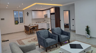 فيلا الشاطئ الأم