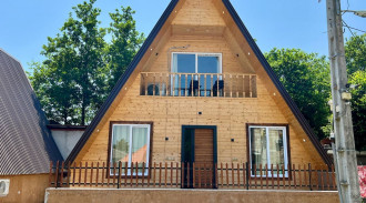 اجاره کلبه سوئیسی استخردار جنگل گیسوم